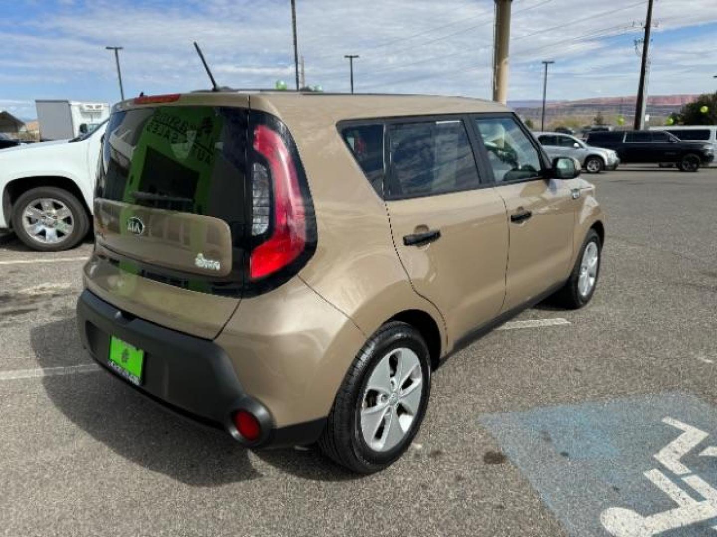 2016 Latte Brown Kia Soul WAGON 4-DR (KNDJN2A22G7) with an 1.6L L4 DOHC 16V engine, 6-Speed Automatic transmission, located at 940 North Main Street, Cedar City, UT, 84720, (435) 628-0023, 37.692936, -113.061897 - We specialize in helping ALL people get the best financing available. No matter your credit score, good, bad or none we can get you an amazing rate. Had a bankruptcy, divorce, or repossessions? We give you the green light to get your credit back on the road. Low down and affordable payments that fit - Photo#8