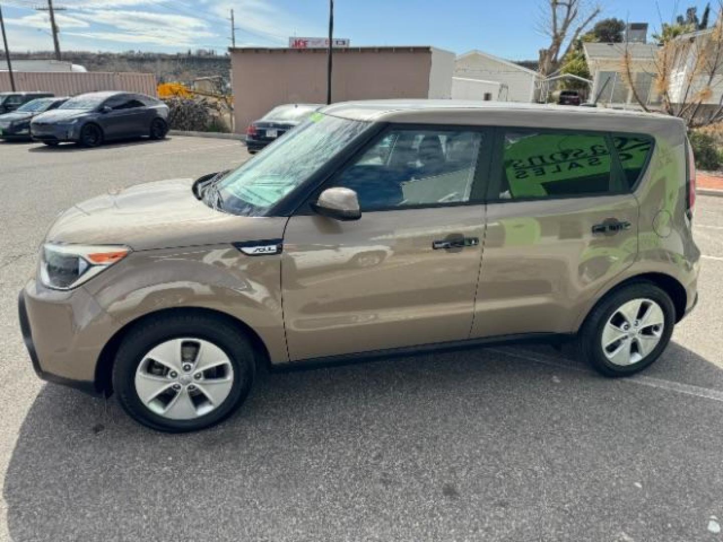 2016 Latte Brown Kia Soul WAGON 4-DR (KNDJN2A22G7) with an 1.6L L4 DOHC 16V engine, 6-Speed Automatic transmission, located at 940 North Main Street, Cedar City, UT, 84720, (435) 628-0023, 37.692936, -113.061897 - We specialize in helping ALL people get the best financing available. No matter your credit score, good, bad or none we can get you an amazing rate. Had a bankruptcy, divorce, or repossessions? We give you the green light to get your credit back on the road. Low down and affordable payments that fit - Photo#4