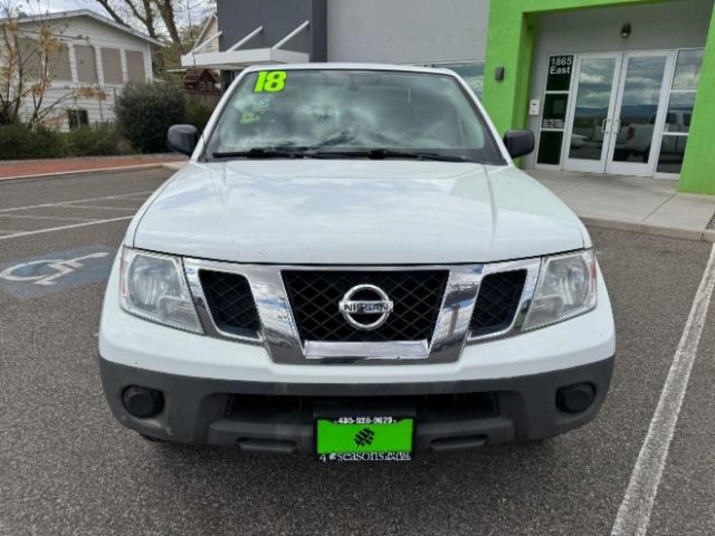 2018 Glacier White /Graphite, cloth Nissan Frontier SV King Cab I4 5AT 2WD (1N6BD0CT3JN) with an 2.5L L4 DOHC 16V engine, 5-Speed Manual transmission, located at 1865 East Red Hills Pkwy, St. George, 84770, (435) 628-0023, 37.120850, -113.543640 - We specialize in helping ALL people get the best financing available. No matter your credit score, good, bad or none we can get you an amazing rate. Had a bankruptcy, divorce, or repossessions? We give you the green light to get your credit back on the road. Low down and affordable payments that fit - Photo#2