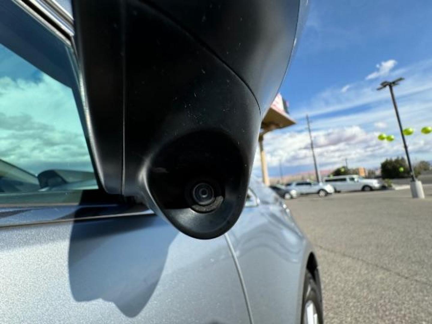 2016 Lunar Silver Metallic /Gray, cloth Honda Odyssey SE (5FNRL5H30GB) with an 3.5L V6 SOHC 24V engine, 6-Speed Automatic transmission, located at 940 North Main Street, Cedar City, UT, 84720, (435) 628-0023, 37.692936, -113.061897 - Photo#39