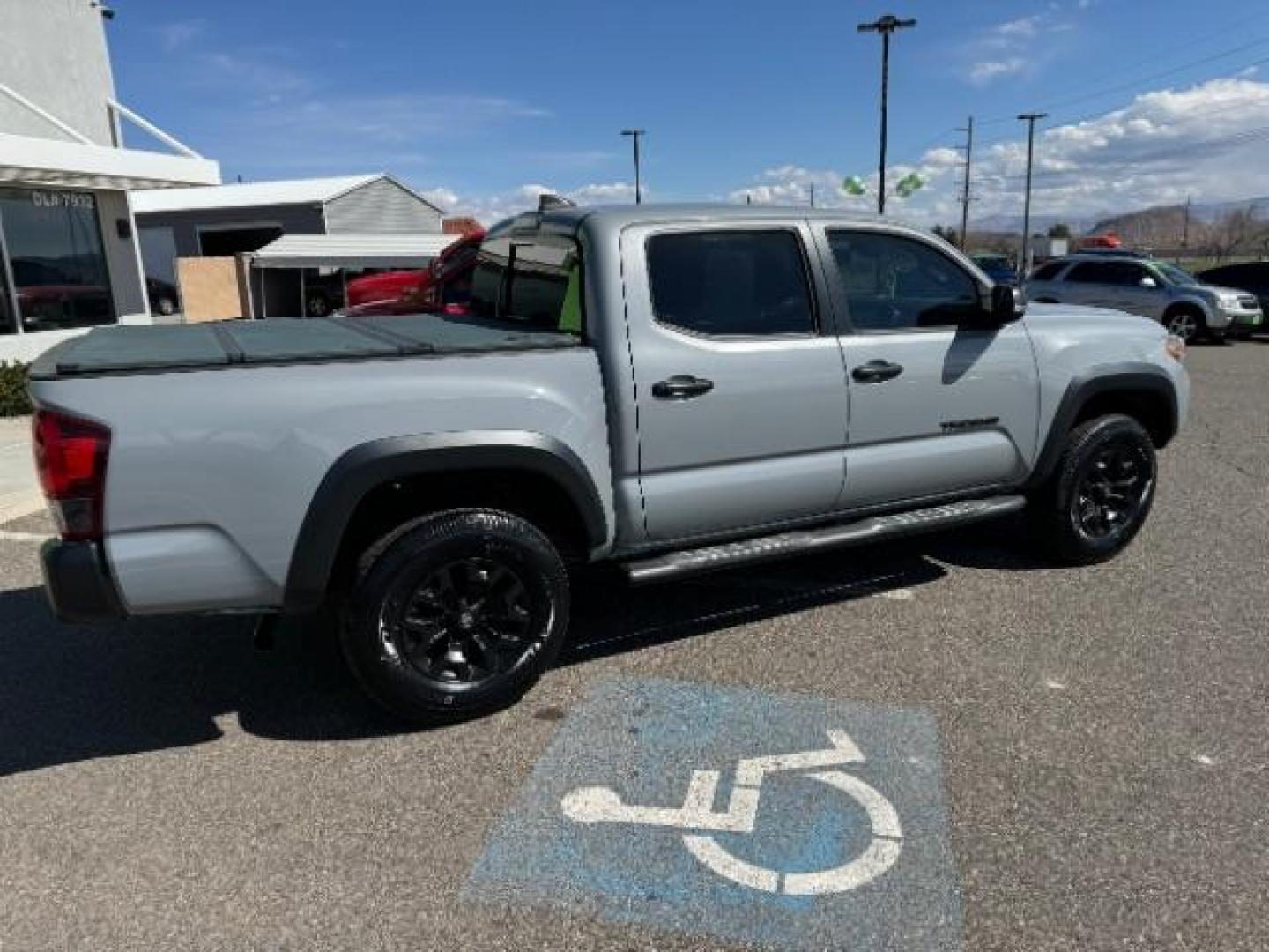 2019 Cement Toyota Tacoma SR5 Double Cab Long Bed V6 6AT 2WD (3TMAZ5CN8KM) with an 3.5L V6 DOHC 24V engine, 6-Speed Automatic transmission, located at 1865 East Red Hills Pkwy, St. George, 84770, (435) 628-0023, 37.120850, -113.543640 - Photo#9