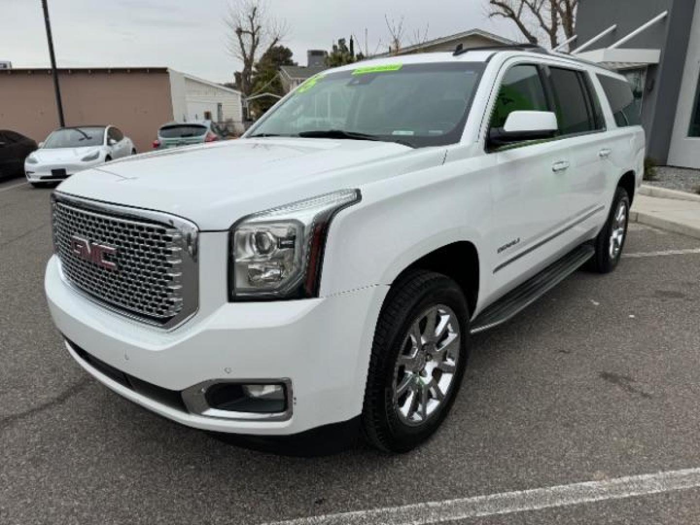 2015 White Diamond Tricoat /Jet Black GMC Yukon Denali XL 4WD (1GKS2JKJ2FR) with an 6.2L V8 OHV 16V engine, 6-Speed Automatic transmission, located at 1865 East Red Hills Pkwy, St. George, 84770, (435) 628-0023, 37.120850, -113.543640 - Brand new transmission from GMC. Runs great. We specialize in helping ALL people get the best financing available. No matter your credit score, good, bad or none we can get you an amazing rate. Had a bankruptcy, divorce, or repossessions? We give you the green light to get your credit back on the ro - Photo#3