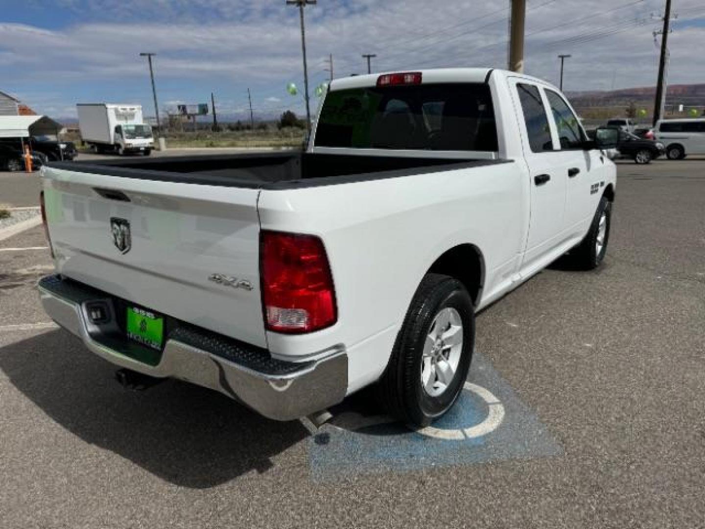 2015 White RAM 1500 Tradesman Quad Cab 4WD (1C6RR7FT7FS) with an 5.7L V8 OHV 16V engine, 8-Speed Automatic transmission, located at 1865 East Red Hills Pkwy, St. George, 84770, (435) 628-0023, 37.120850, -113.543640 - Photo#9