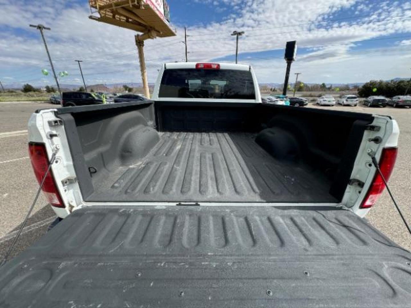 2015 White RAM 1500 Tradesman Quad Cab 4WD (1C6RR7FT7FS) with an 5.7L V8 OHV 16V engine, 8-Speed Automatic transmission, located at 1865 East Red Hills Pkwy, St. George, 84770, (435) 628-0023, 37.120850, -113.543640 - Photo#29