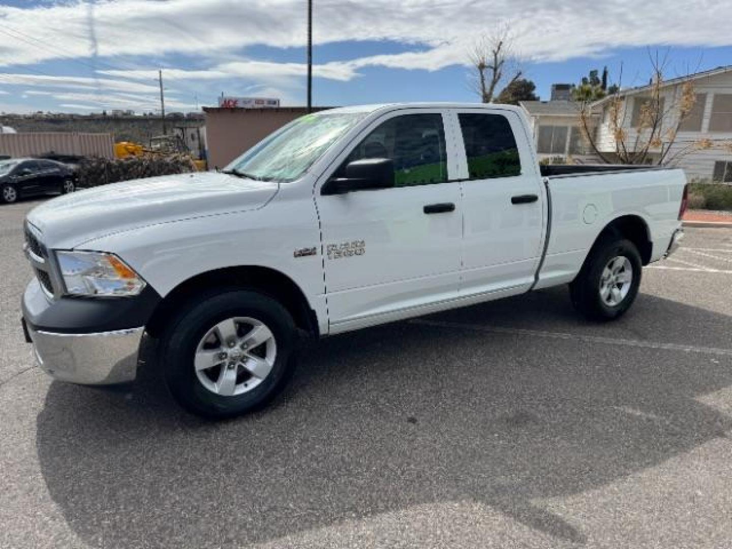 2015 White RAM 1500 Tradesman Quad Cab 4WD (1C6RR7FT7FS) with an 5.7L V8 OHV 16V engine, 8-Speed Automatic transmission, located at 1865 East Red Hills Pkwy, St. George, 84770, (435) 628-0023, 37.120850, -113.543640 - Photo#4