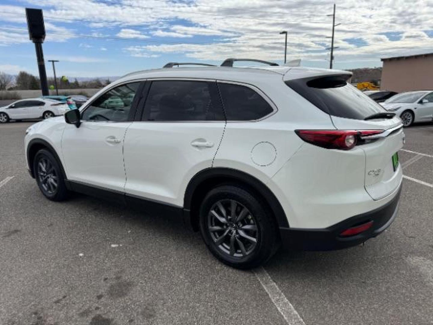 2022 Snowflake White Pearl Mica /Sand Mazda CX-9 Touring (JM3TCBCY4N0) with an 2.5L L4 DOHC 16V engine, 6-Speed Automatic transmission, located at 1865 East Red Hills Pkwy, St. George, 84770, (435) 628-0023, 37.120850, -113.543640 - Photo#6