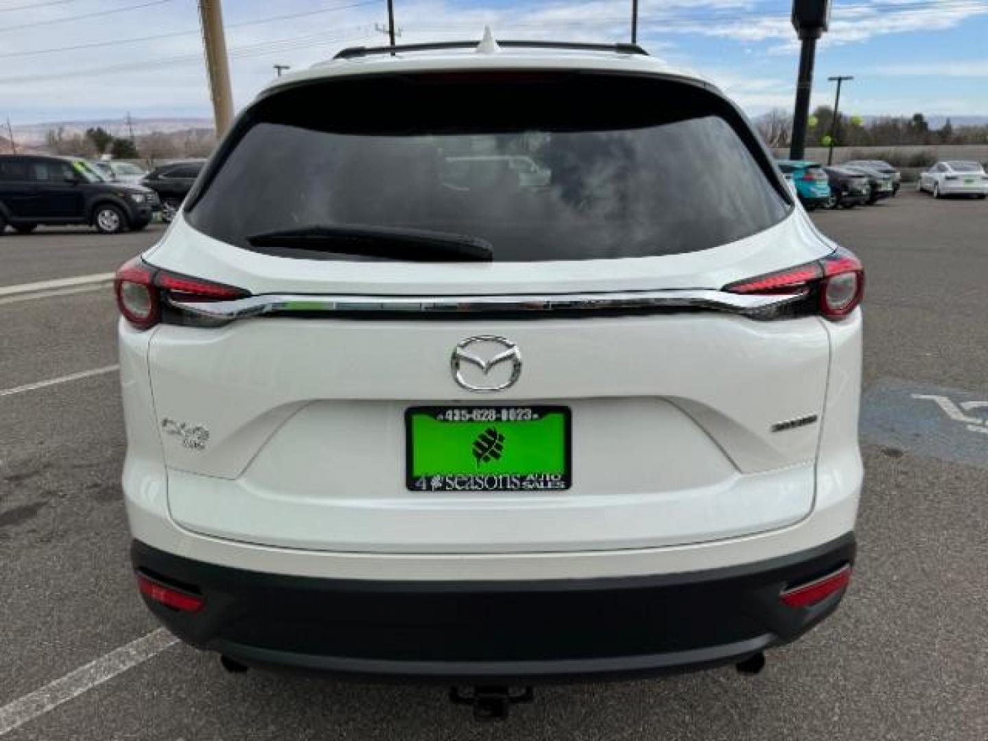 2022 Snowflake White Pearl Mica /Sand Mazda CX-9 Touring (JM3TCBCY4N0) with an 2.5L L4 DOHC 16V engine, 6-Speed Automatic transmission, located at 1865 East Red Hills Pkwy, St. George, 84770, (435) 628-0023, 37.120850, -113.543640 - Photo#8