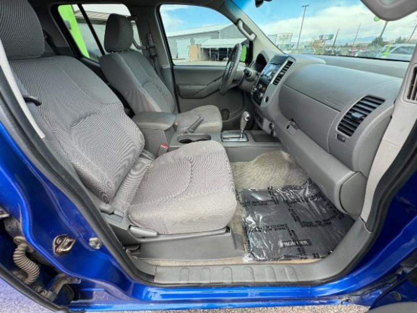 2014 Blue /Steel Nissan Frontier S Crew Cab 5AT 2WD (1N6AD0ER3EN) with an 4.0L V6 DOHC 24V engine, 5-Speed Automatic transmission, located at 940 North Main Street, Cedar City, UT, 84720, (435) 628-0023, 37.692936, -113.061897 - Photo#33