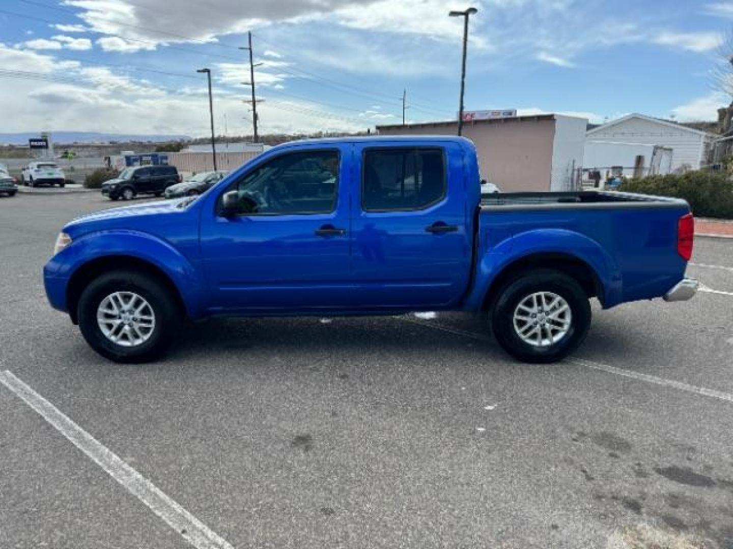 2014 Blue /Steel Nissan Frontier S Crew Cab 5AT 2WD (1N6AD0ER3EN) with an 4.0L V6 DOHC 24V engine, 5-Speed Automatic transmission, located at 940 North Main Street, Cedar City, UT, 84720, (435) 628-0023, 37.692936, -113.061897 - Photo#5