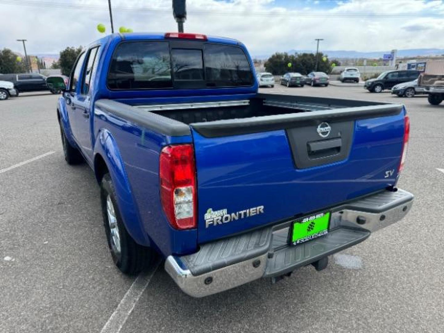 2014 Blue /Steel Nissan Frontier S Crew Cab 5AT 2WD (1N6AD0ER3EN) with an 4.0L V6 DOHC 24V engine, 5-Speed Automatic transmission, located at 940 North Main Street, Cedar City, UT, 84720, (435) 628-0023, 37.692936, -113.061897 - Photo#7