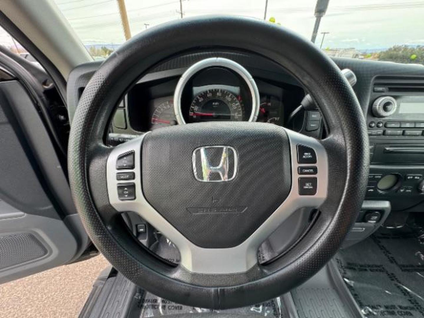 2007 Formal Black /Gray Cloth Interior Honda Ridgeline RTS (2HJYK16477H) with an 3.5L V6 SOHC 24V engine, 5-Speed Automatic transmission, located at 940 North Main Street, Cedar City, UT, 84720, (435) 628-0023, 37.692936, -113.061897 - Photo#18