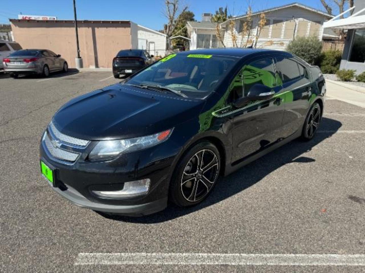 2013 Black /Tan Cloth Interior Chevrolet Volt Standard (1G1RA6E43DU) with an 1.4L L4 DOHC 16V PLUG-IN HYBRID engine, Continuously Variable Transmission transmission, located at 1865 East Red Hills Pkwy, St. George, 84770, (435) 628-0023, 37.120850, -113.543640 - ***This vehicle qualifies for the EV/Hybrid tax rebate of up to $4,000*** We are setup with the IRS to recieve direct payments within 72 hours. We file the rebate online with IRS and can credit it to your down payment, reduce the sales price OR give you cashback!! These cars will not last and can o - Photo#3