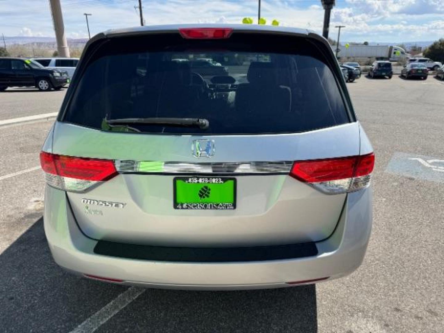 2015 Modern Steel Metallic /Gray, cloth Honda Odyssey LX (5FNRL5H23FB) with an 3.5L V6 SOHC 24V engine, 6-Speed Automatic transmission, located at 1865 East Red Hills Pkwy, St. George, 84770, (435) 628-0023, 37.120850, -113.543640 - Photo#8