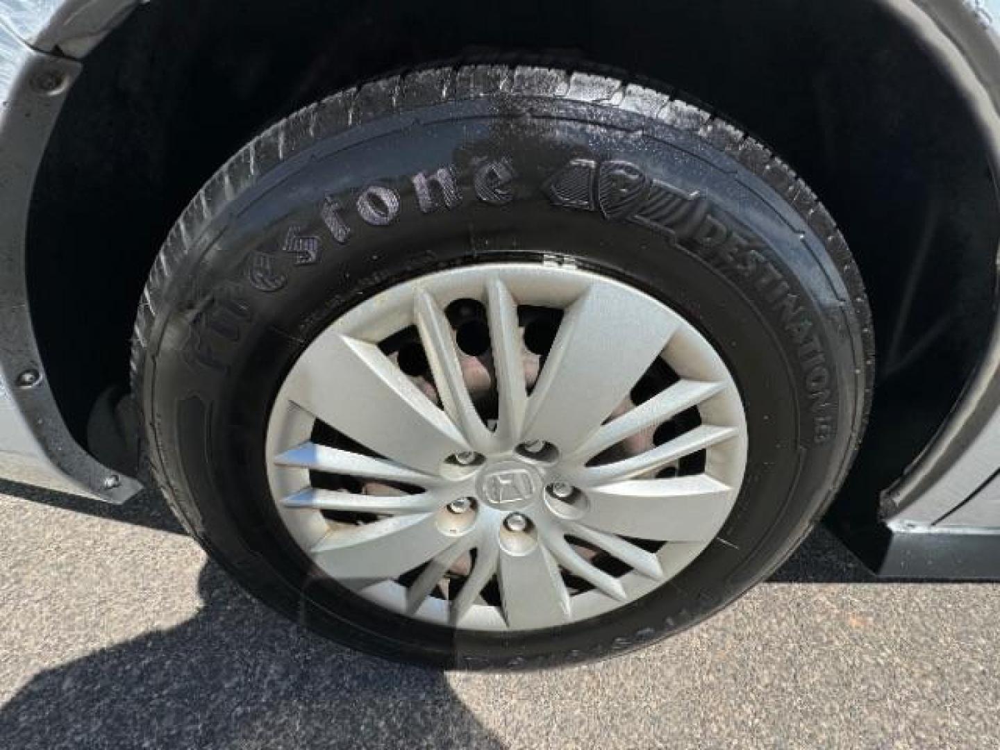 2015 Modern Steel Metallic /Gray, cloth Honda Odyssey LX (5FNRL5H23FB) with an 3.5L V6 SOHC 24V engine, 6-Speed Automatic transmission, located at 1865 East Red Hills Pkwy, St. George, 84770, (435) 628-0023, 37.120850, -113.543640 - We specialize in helping ALL people get the best financing available. No matter your credit score, good, bad or none we can get you an amazing rate. Had a bankruptcy, divorce, or repossessions? We give you the green light to get your credit back on the road. Low down and affordable payments that fit - Photo#13