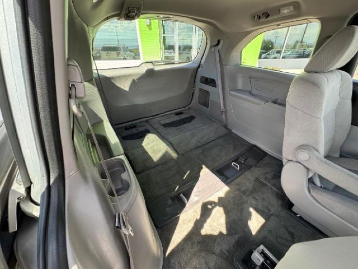 2015 Modern Steel Metallic /Gray, cloth Honda Odyssey LX (5FNRL5H23FB) with an 3.5L V6 SOHC 24V engine, 6-Speed Automatic transmission, located at 1865 East Red Hills Pkwy, St. George, 84770, (435) 628-0023, 37.120850, -113.543640 - We specialize in helping ALL people get the best financing available. No matter your credit score, good, bad or none we can get you an amazing rate. Had a bankruptcy, divorce, or repossessions? We give you the green light to get your credit back on the road. Low down and affordable payments that fit - Photo#32