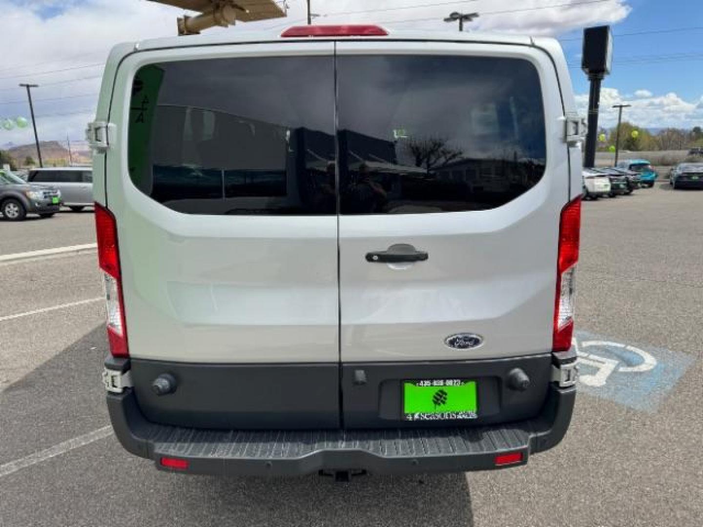 2018 Silver /Black Interior Ford Transit 350 Wagon Low Roof XL w/Sliding Pass. 148-in. WB (1FBZX2YM9JK) with an 3.7L V6 DOHC 24V engine, 6-Speed Automatic transmission, located at 1865 East Red Hills Pkwy, St. George, 84770, (435) 628-0023, 37.120850, -113.543640 - The 2018 Ford Transit Wagon XLT is the ultimate people mover, built for comfort and versatility. With its spacious interior and flexible seating configuration, this full-size van is perfect for families, businesses, or road trip enthusiasts. The high-roof design allows for easy entry and exit, while - Photo#8