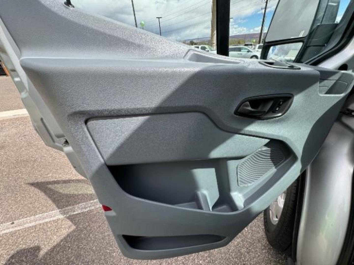 2018 Silver /Black Interior Ford Transit 350 Wagon Low Roof XL w/Sliding Pass. 148-in. WB (1FBZX2YM9JK) with an 3.7L V6 DOHC 24V engine, 6-Speed Automatic transmission, located at 1865 East Red Hills Pkwy, St. George, 84770, (435) 628-0023, 37.120850, -113.543640 - We specialize in helping ALL people get the best financing available. No matter your credit score, good, bad or none we can get you an amazing rate. Had a bankruptcy, divorce, or repossessions? We give you the green light to get your credit back on the road. Low down and affordable payments that fit - Photo#17