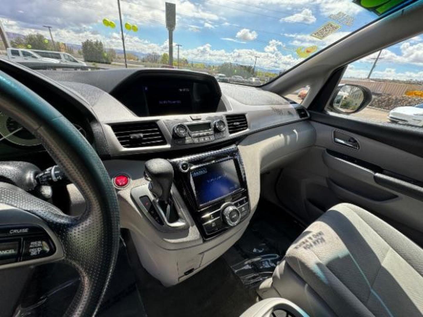 2015 Alabaster Silver Metallic Honda Odyssey EX (5FNRL5H46FB) with an 3.5L V6 SOHC 24V engine, 6-Speed Automatic transmission, located at 940 North Main Street, Cedar City, UT, 84720, (435) 628-0023, 37.692936, -113.061897 - Photo#20