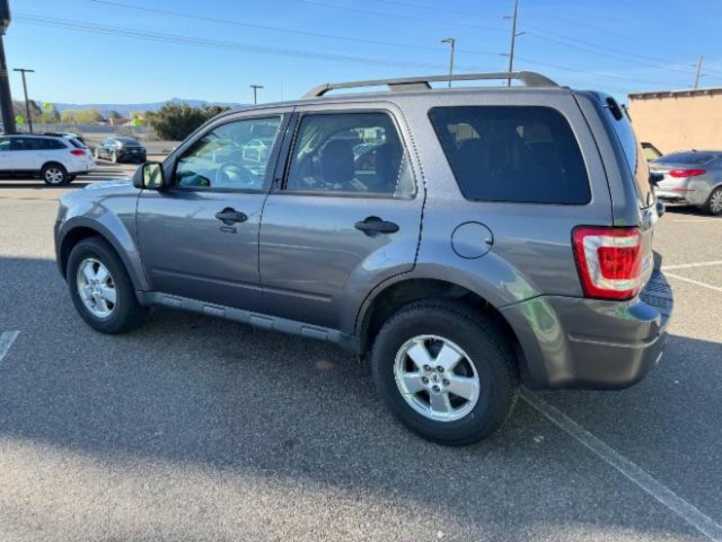 2011 Sterling Grey Metallic /Camel Cloth Interior Ford Escape XLT FWD (1FMCU0D7XBK) with an 2.5L L4 DOHC 16V engine, 6-Speed Automatic transmission, located at 1865 East Red Hills Pkwy, St. George, 84770, (435) 628-0023, 37.120850, -113.543640 - We specialize in helping ALL people get the best financing available. No matter your credit score, good, bad or none we can get you an amazing rate. Had a bankruptcy, divorce, or repossessions? We give you the green light to get your credit back on the road. Low down and affordable payments that fit - Photo#6