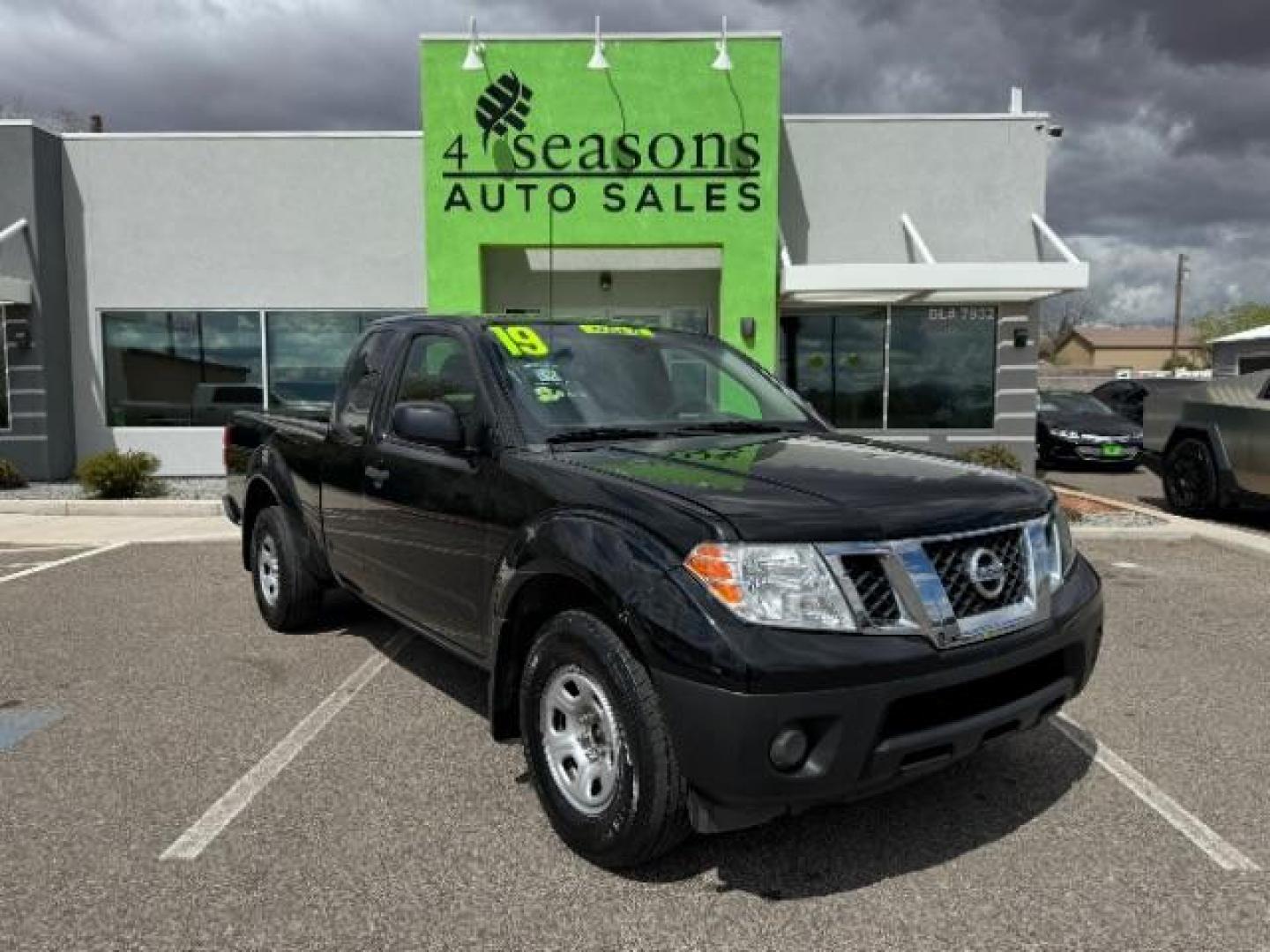 2019 Magnetic Black Pearl /Graphite, cloth Nissan Frontier SV King Cab I4 5MT 2WD (1N6BD0CT4KN) with an 2.5L L4 DOHC 16V engine, 5-Speed Manual transmission, located at 940 North Main Street, Cedar City, UT, 84720, (435) 628-0023, 37.692936, -113.061897 - We specialize in helping ALL people get the best financing available. No matter your credit score, good, bad or none we can get you an amazing rate. Had a bankruptcy, divorce, or repossessions? We give you the green light to get your credit back on the road. Low down and affordable payments that fit - Photo#0