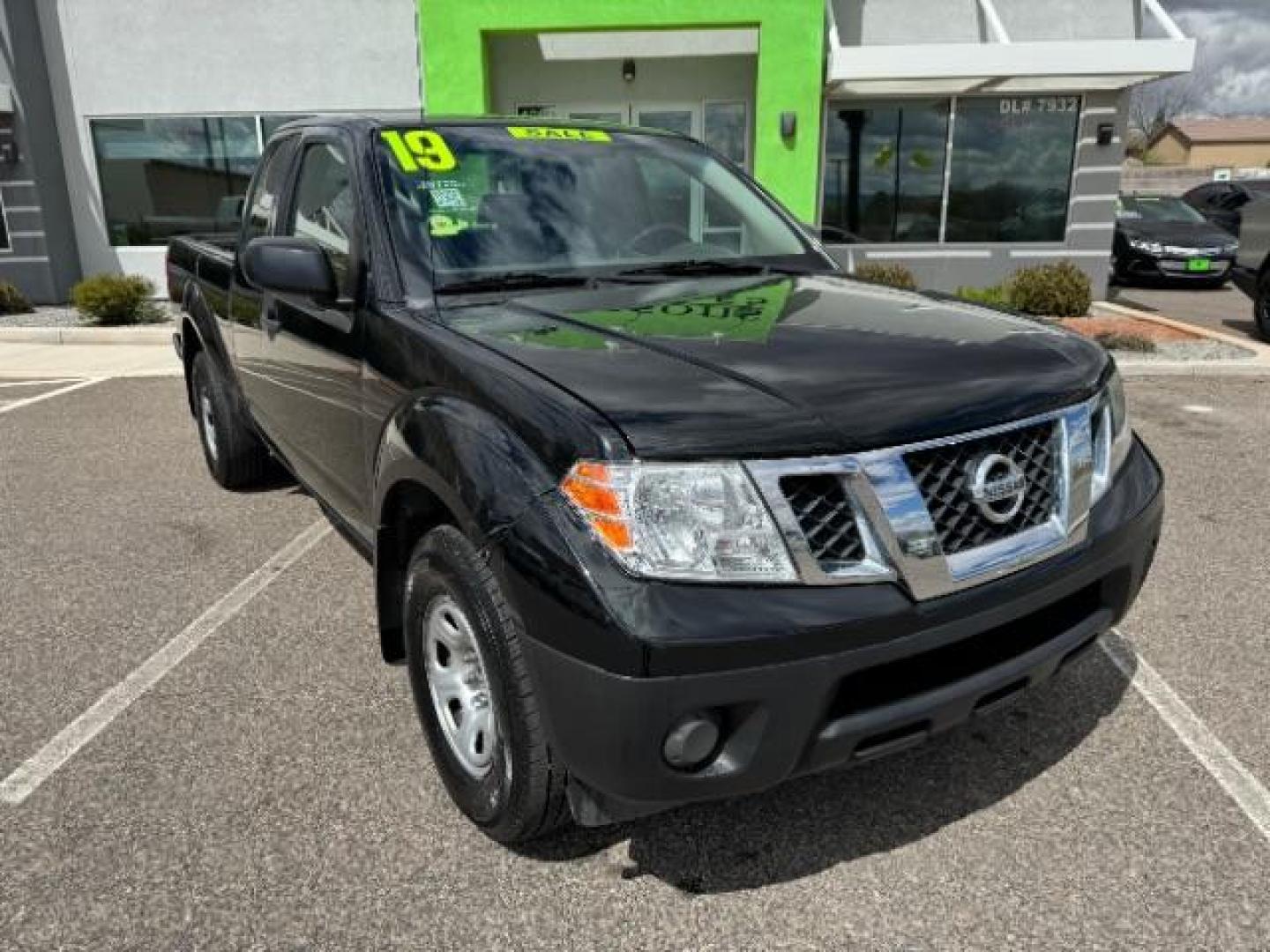 2019 Magnetic Black Pearl /Graphite, cloth Nissan Frontier SV King Cab I4 5MT 2WD (1N6BD0CT4KN) with an 2.5L L4 DOHC 16V engine, 5-Speed Manual transmission, located at 940 North Main Street, Cedar City, UT, 84720, (435) 628-0023, 37.692936, -113.061897 - We specialize in helping ALL people get the best financing available. No matter your credit score, good, bad or none we can get you an amazing rate. Had a bankruptcy, divorce, or repossessions? We give you the green light to get your credit back on the road. Low down and affordable payments that fit - Photo#1