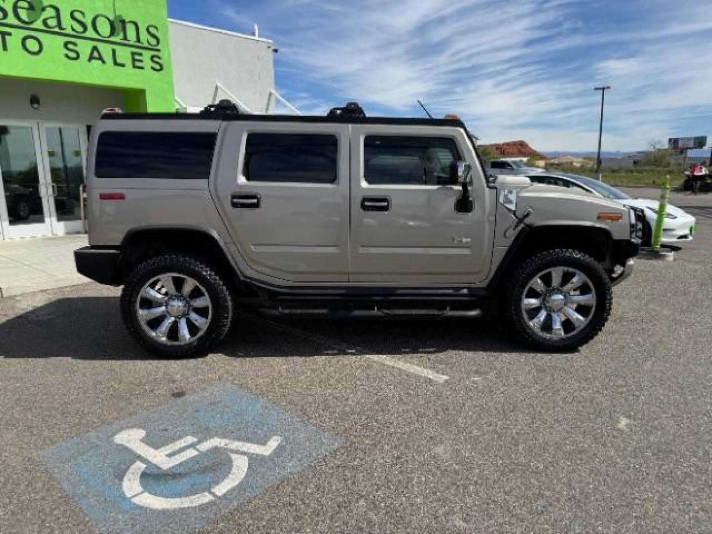 2003 Pewter Metallic /Wheat Leather Interior Hummer H2 Sport Utility (5GRGN23U73H) with an 6.0L V8 OHV 16V engine, 4-Speed Automatic transmission, located at 1865 East Red Hills Pkwy, St. George, 84770, (435) 628-0023, 37.120850, -113.543640 - We specialize in helping ALL people get the best financing available. No matter your credit score, good, bad or none we can get you an amazing rate. Had a bankruptcy, divorce, or repossessions? We give you the green light to get your credit back on the road. Low down and affordable payments that fit - Photo#12