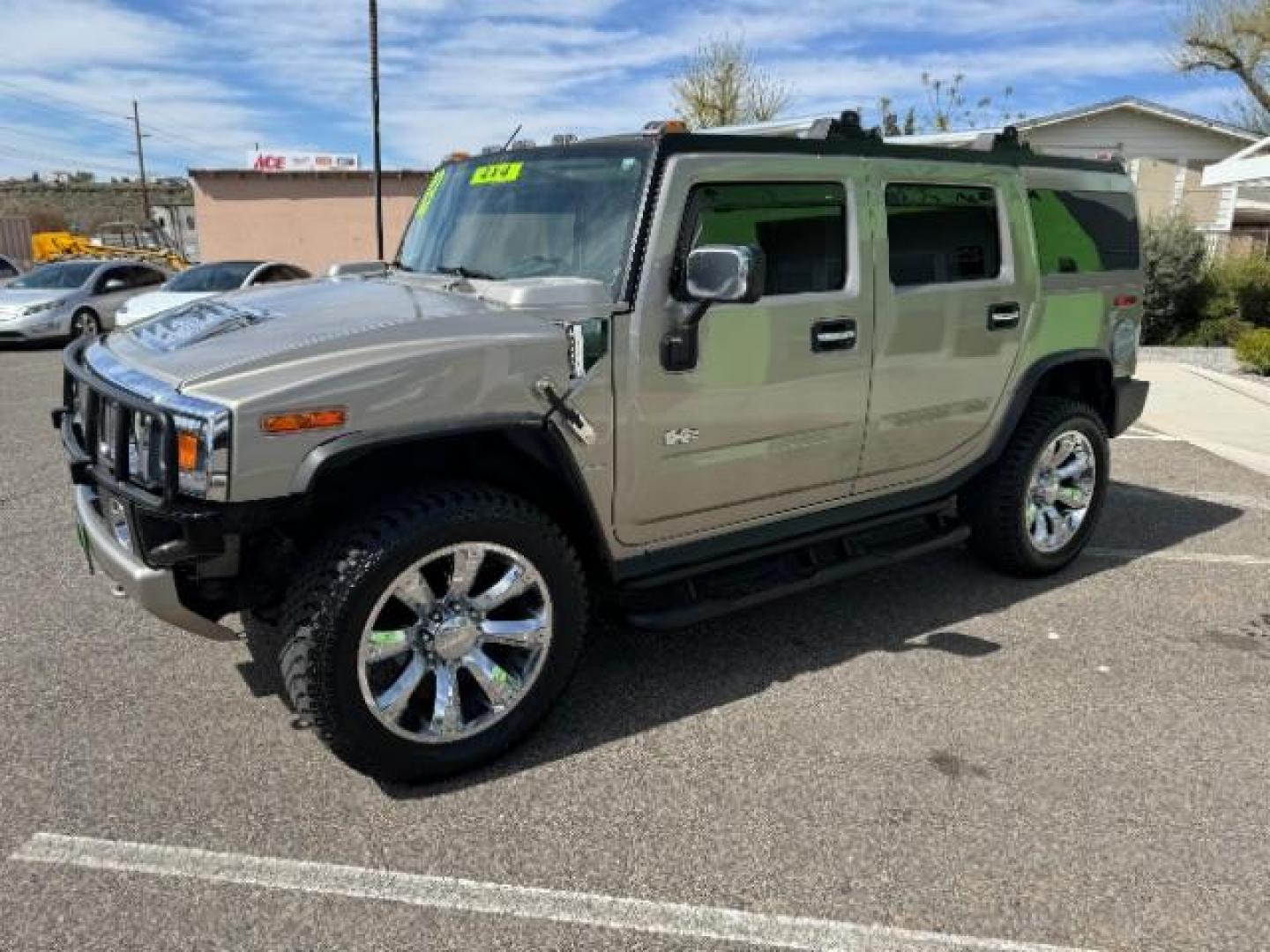 2003 Pewter Metallic /Wheat Leather Interior Hummer H2 Sport Utility (5GRGN23U73H) with an 6.0L V8 OHV 16V engine, 4-Speed Automatic transmission, located at 1865 East Red Hills Pkwy, St. George, 84770, (435) 628-0023, 37.120850, -113.543640 - We specialize in helping ALL people get the best financing available. No matter your credit score, good, bad or none we can get you an amazing rate. Had a bankruptcy, divorce, or repossessions? We give you the green light to get your credit back on the road. Low down and affordable payments that fit - Photo#4