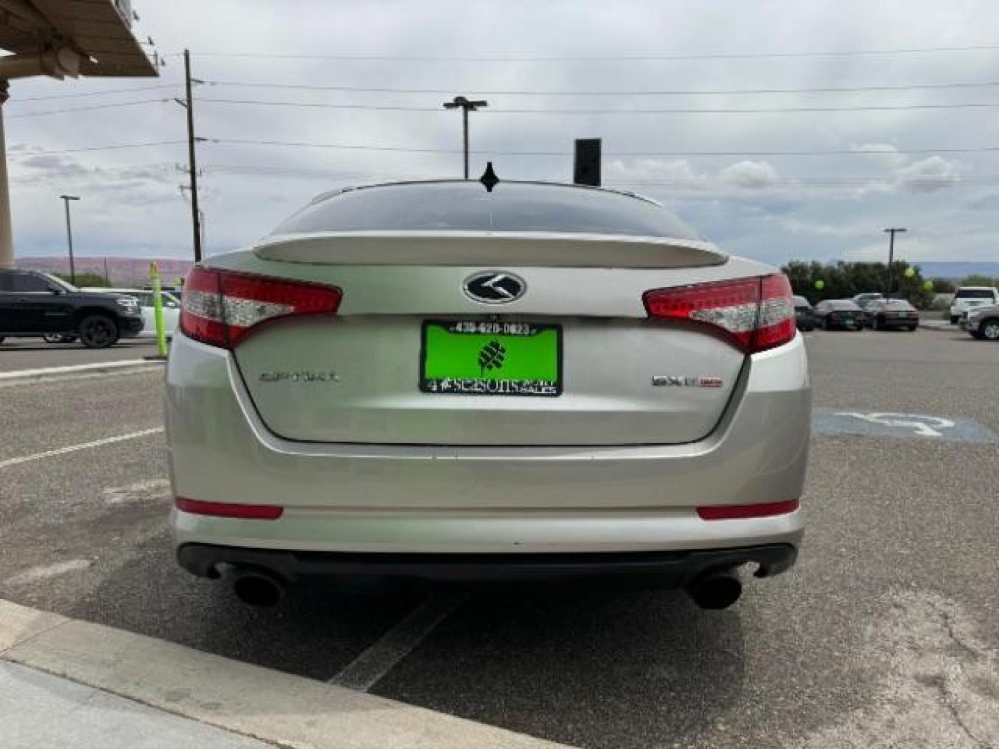 2013 Satin Metal Metallic /Black Leather Interior Kia Optima SX (5XXGR4A61DG) with an 2.0L L4 DOHC 16V TURBO engine, 6-Speed Automatic transmission, located at 1865 East Red Hills Pkwy, St. George, 84770, (435) 628-0023, 37.120850, -113.543640 - We specialize in helping ALL people get the best financing available. No matter your credit score, good, bad or none we can get you an amazing rate. Had a bankruptcy, divorce, or repossessions? We give you the green light to get your credit back on the road. Low down and affordable payments that fit - Photo#5