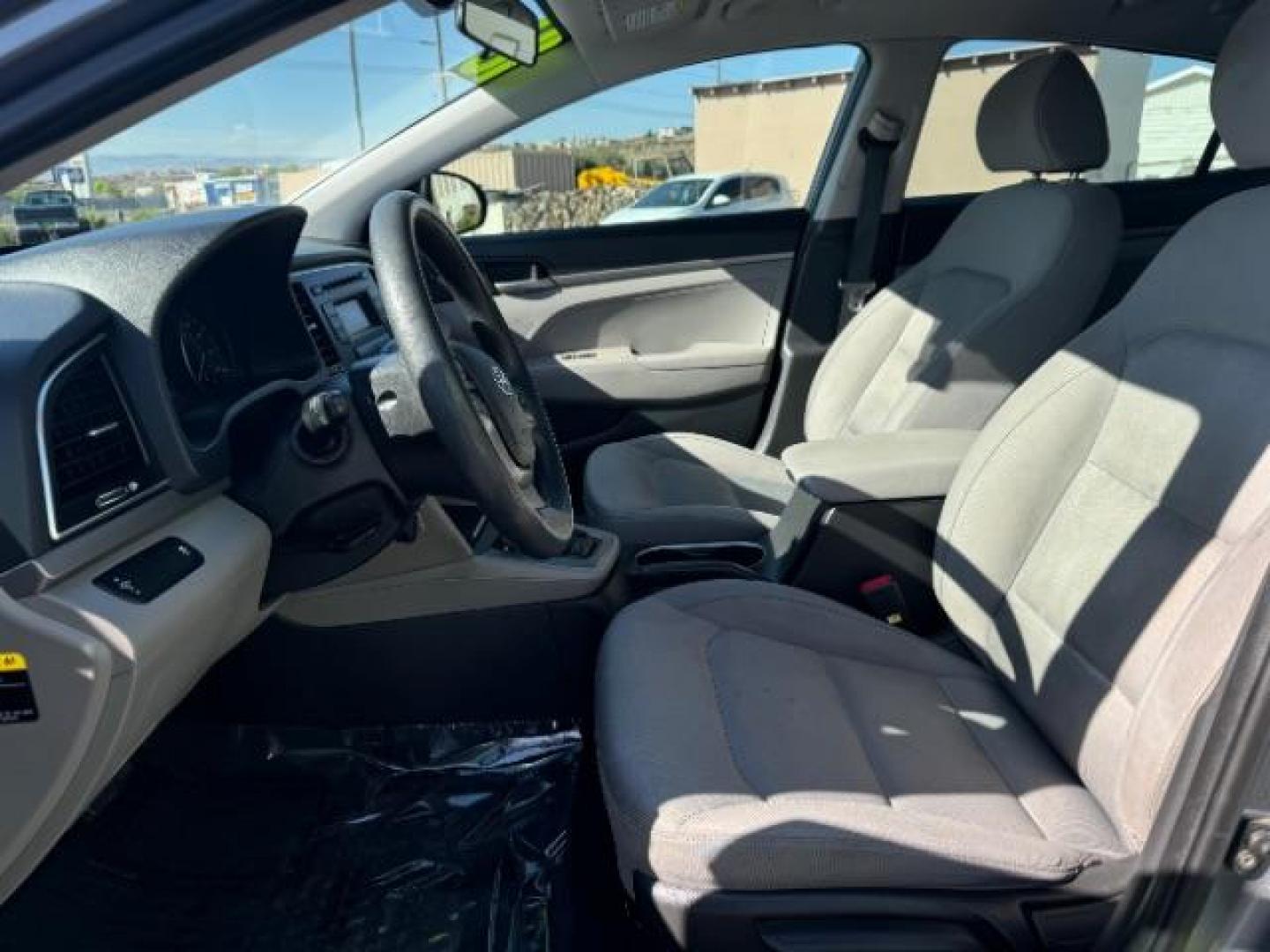 2018 Galactic Gray /Beige, cloth Hyundai Elantra SE 6AT (KMHD74LFXJU) with an 1.8L L4 DOHC 16V engine, 6-Speed Automatic transmission, located at 940 North Main Street, Cedar City, UT, 84720, (435) 628-0023, 37.692936, -113.061897 - Photo#14