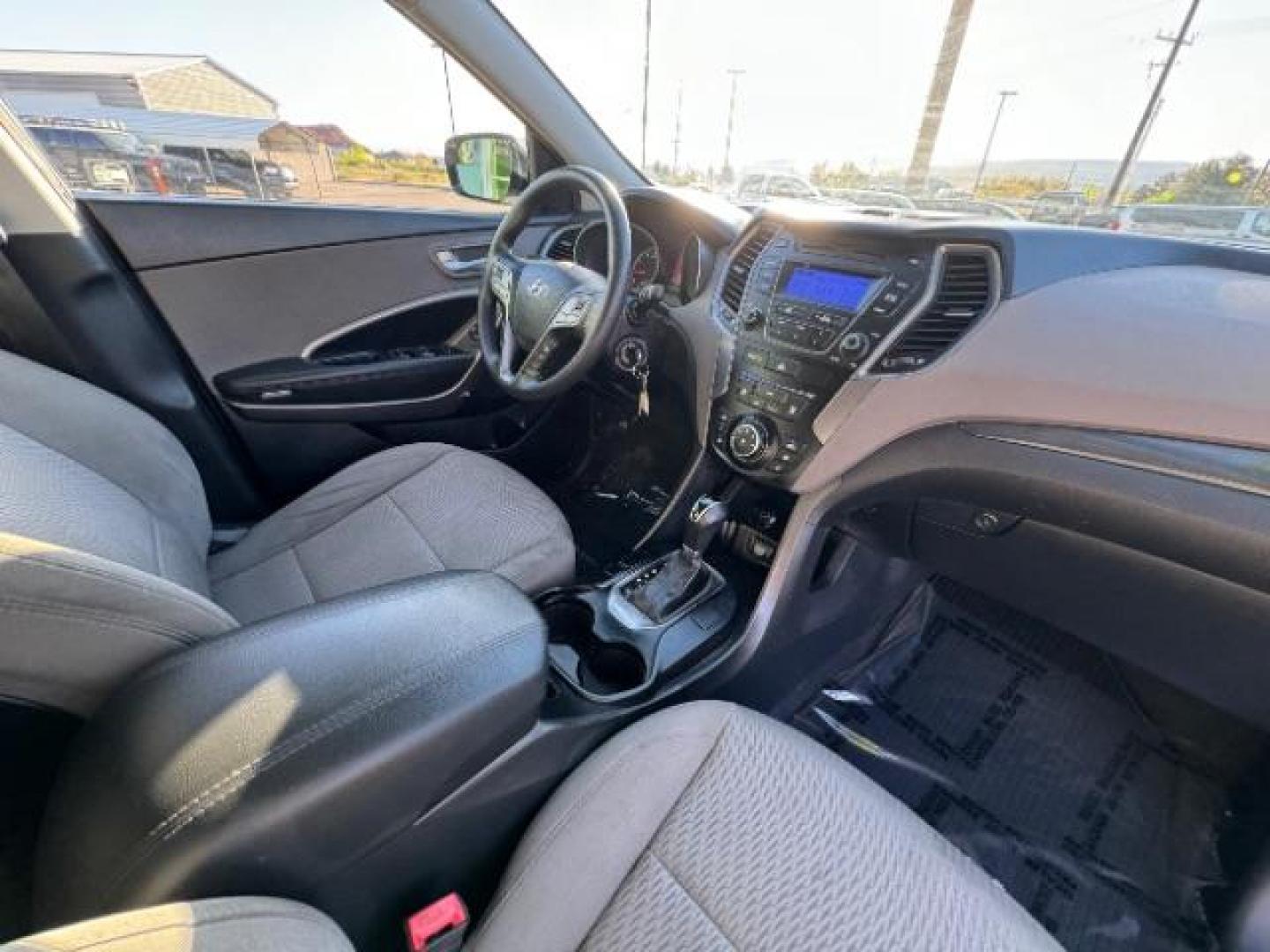 2016 Frost White Pearl /Gray, cloth Hyundai Santa Fe Sport 2.4 AWD (5XYZTDLB2GG) with an 2.4L L4 DOHC 16V engine, 6-Speed Automatic transmission, located at 940 North Main Street, Cedar City, UT, 84720, (435) 628-0023, 37.692936, -113.061897 - Photo#36