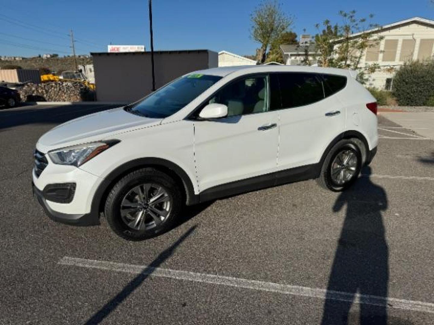 2016 Frost White Pearl /Gray, cloth Hyundai Santa Fe Sport 2.4 AWD (5XYZTDLB2GG) with an 2.4L L4 DOHC 16V engine, 6-Speed Automatic transmission, located at 940 North Main Street, Cedar City, UT, 84720, (435) 628-0023, 37.692936, -113.061897 - Photo#4