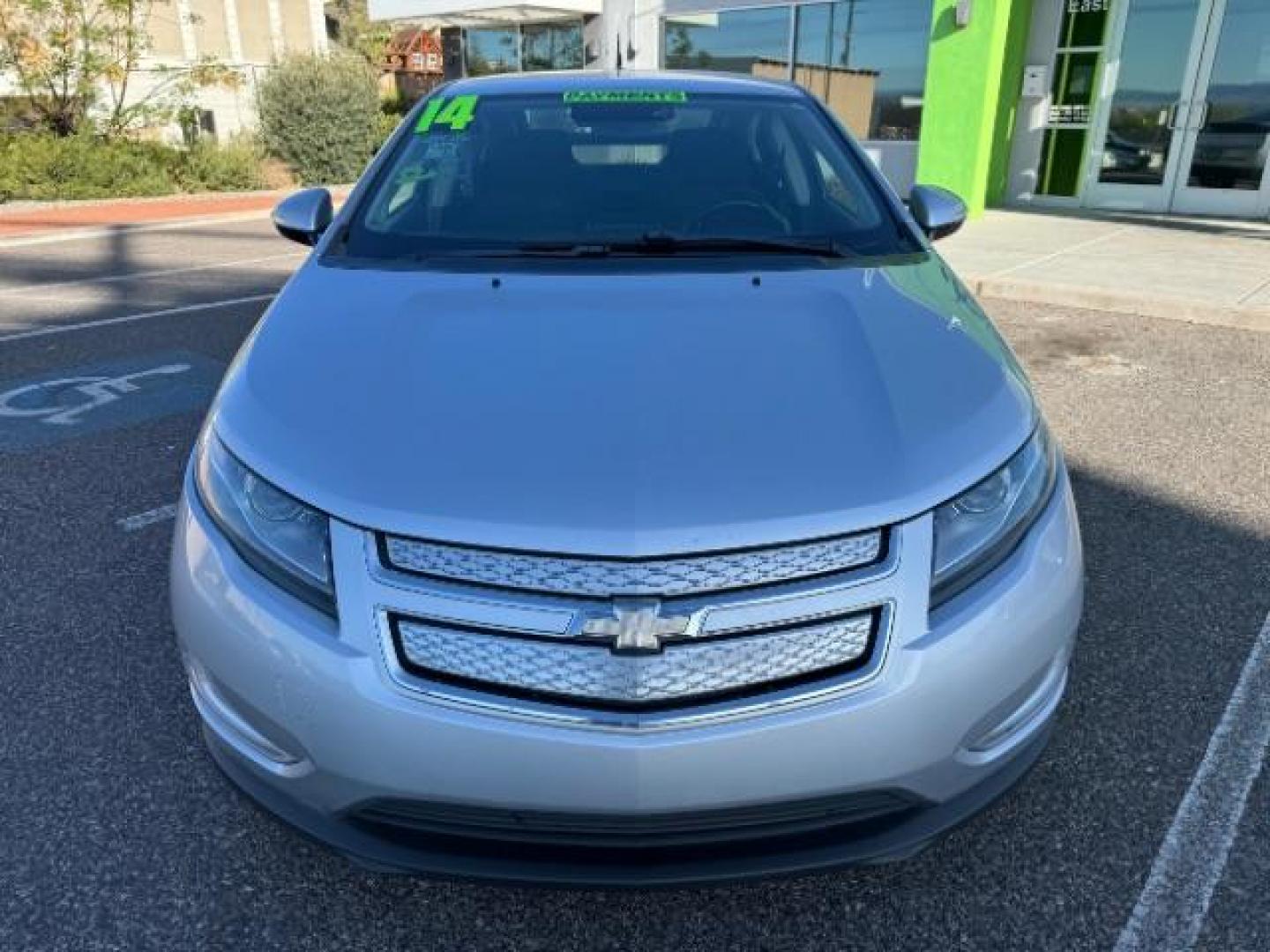 2014 Silver /Black Interior Chevrolet Volt Standard w/ LEP (1G1RE6E48EU) with an 1.4L L4 DOHC 16V PLUG-IN HYBRID engine, Continuously Variable Transmission transmission, located at 940 North Main Street, Cedar City, UT, 84720, (435) 628-0023, 37.692936, -113.061897 - Photo#2