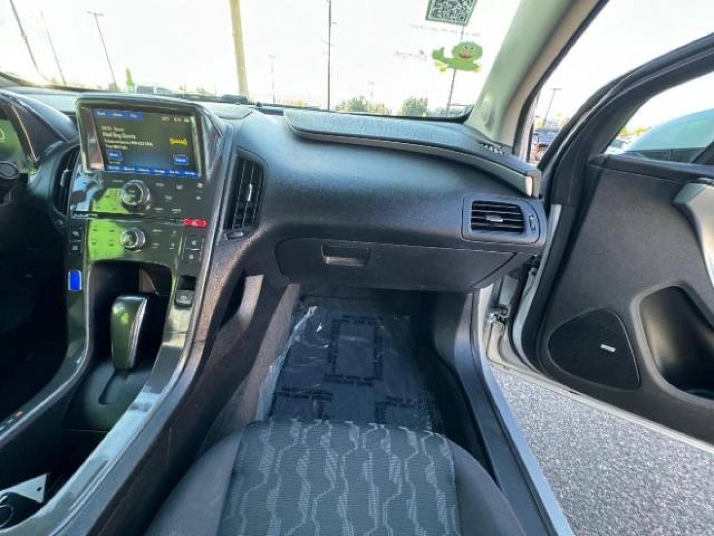 2014 Silver /Black Interior Chevrolet Volt Standard w/ LEP (1G1RE6E48EU) with an 1.4L L4 DOHC 16V PLUG-IN HYBRID engine, Continuously Variable Transmission transmission, located at 940 North Main Street, Cedar City, UT, 84720, (435) 628-0023, 37.692936, -113.061897 - Photo#34