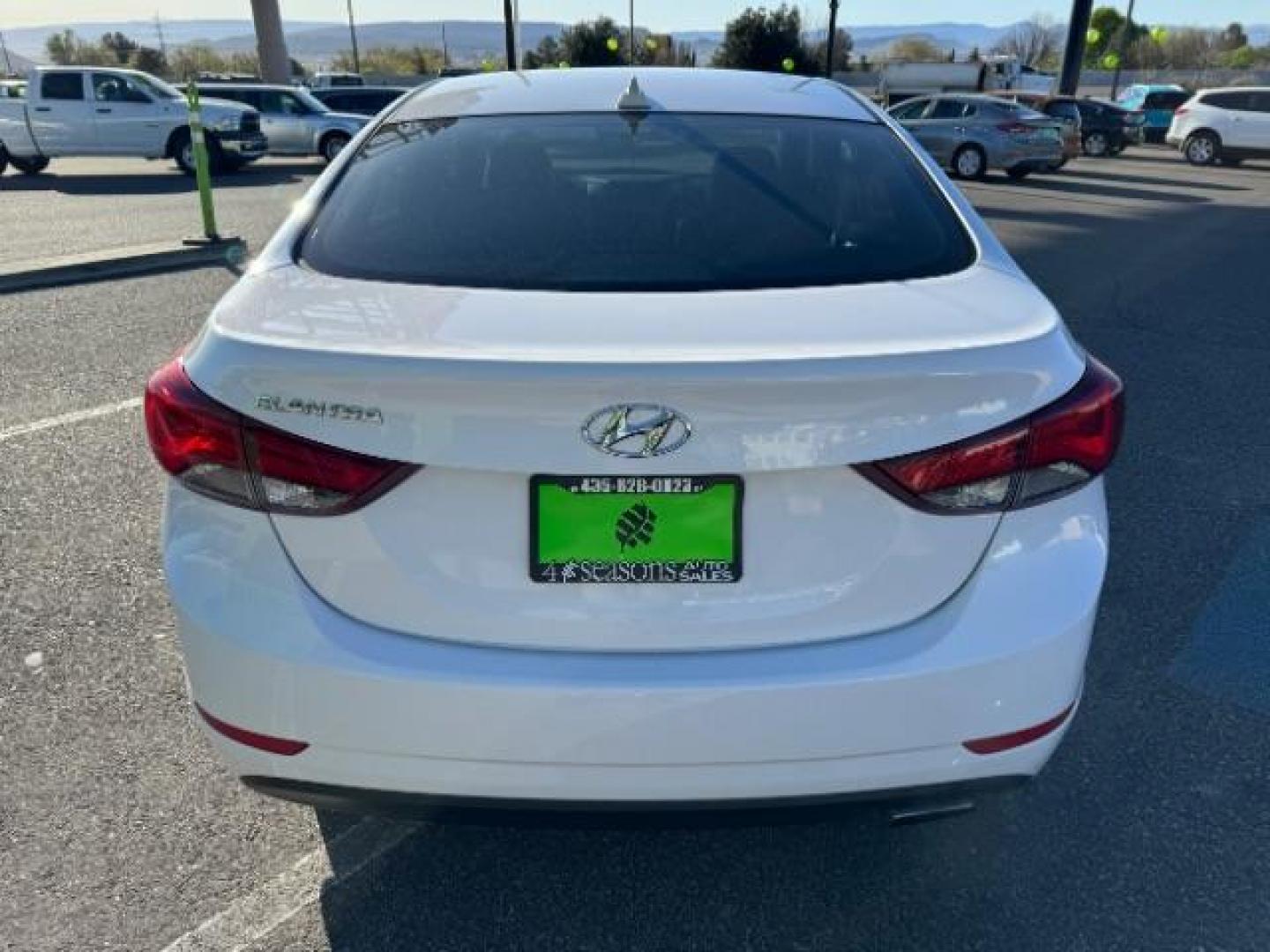 2015 Monaco White /Black Hyundai Elantra Sport 6AT (KMHDH4AHXFU) with an 2.0L L4 DOHC 16V engine, 6-Speed Automatic transmission, located at 1865 East Red Hills Pkwy, St. George, 84770, (435) 628-0023, 37.120850, -113.543640 - Photo#8