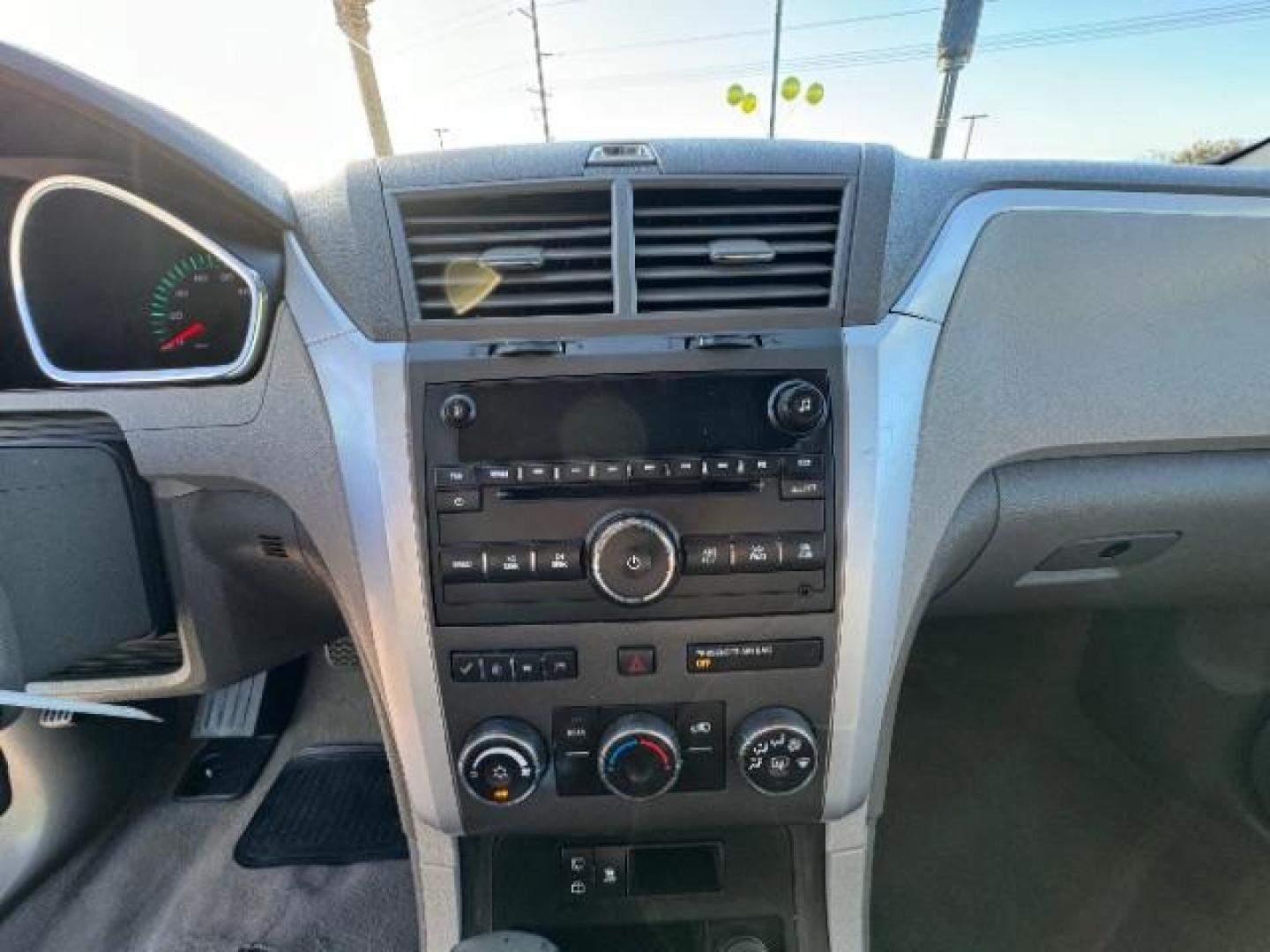 2012 White /Dark Gray Cloth Interior Chevrolet Traverse LT AWD (1GNKVGED9CJ) with an 3.6L V6 DOHC 24V engine, 6-Speed Automatic transmission, located at 940 North Main Street, Cedar City, UT, 84720, (435) 628-0023, 37.692936, -113.061897 - Photo#22