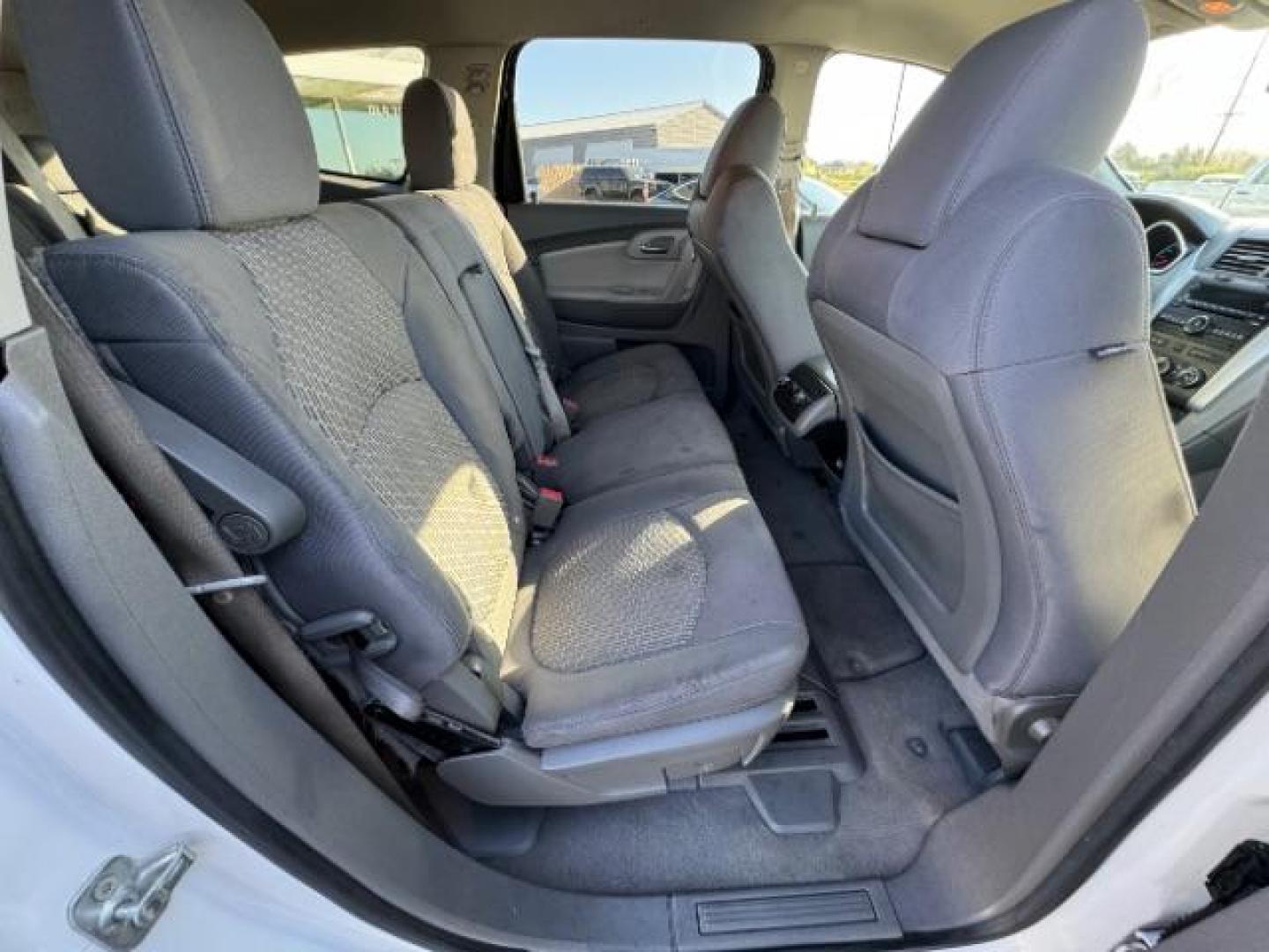 2012 White /Dark Gray Cloth Interior Chevrolet Traverse LT AWD (1GNKVGED9CJ) with an 3.6L V6 DOHC 24V engine, 6-Speed Automatic transmission, located at 940 North Main Street, Cedar City, UT, 84720, (435) 628-0023, 37.692936, -113.061897 - Photo#30