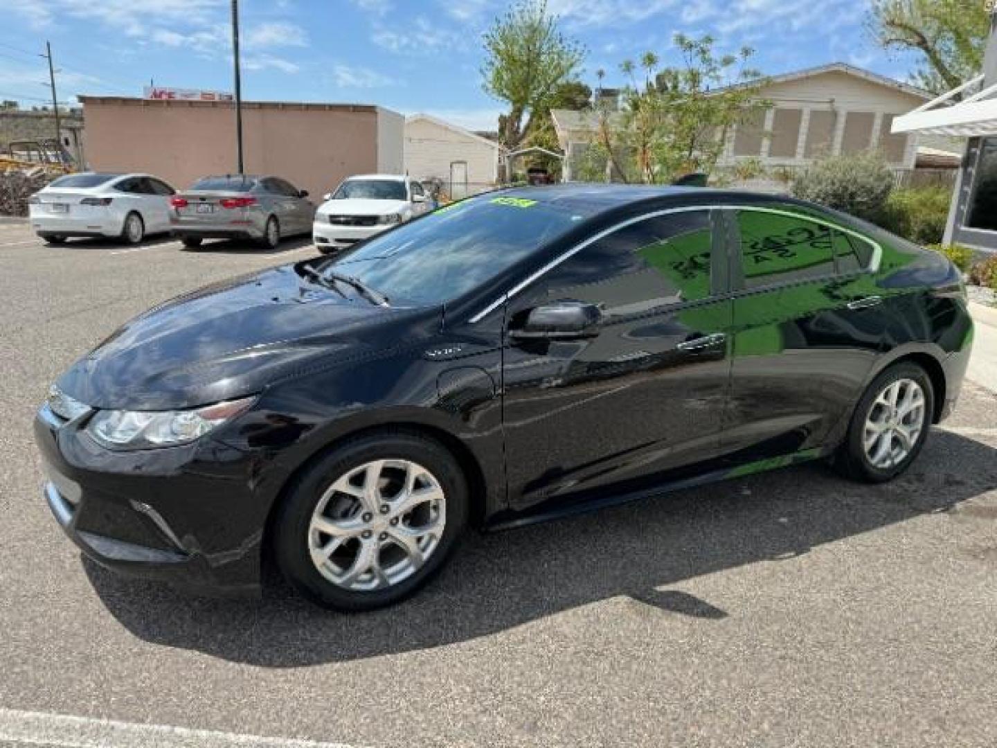 2016 Heather Gray Metallic /Jet Black/Brandy, leather Chevrolet Volt Premier (1G1RD6S52GU) with an 1.5L L4 DOHC 16V PLUG-IN HYBRID engine, Continuously Variable Transmission transmission, located at 1865 East Red Hills Pkwy, St. George, 84770, (435) 628-0023, 37.120850, -113.543640 - Photo#3