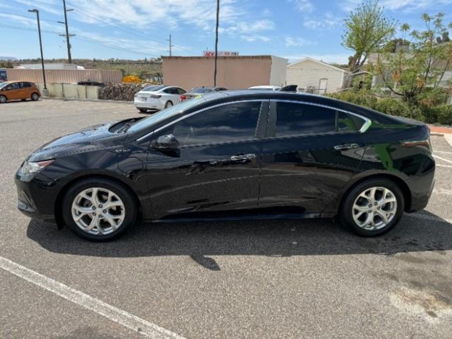 2016 Heather Gray Metallic /Jet Black/Brandy, leather Chevrolet Volt Premier (1G1RD6S52GU) with an 1.5L L4 DOHC 16V PLUG-IN HYBRID engine, Continuously Variable Transmission transmission, located at 1865 East Red Hills Pkwy, St. George, 84770, (435) 628-0023, 37.120850, -113.543640 - Photo#4