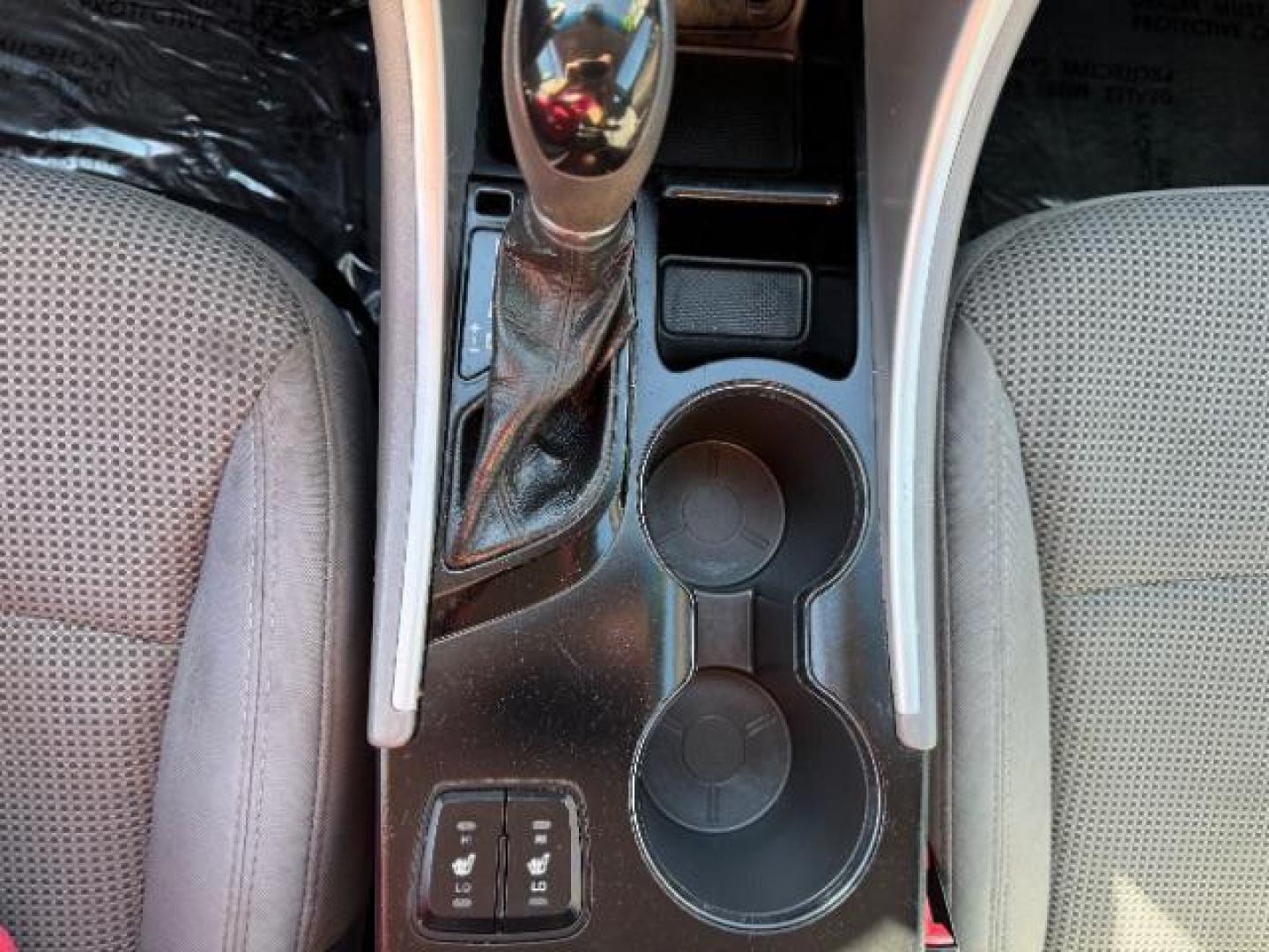 2013 indigo /Black Cloth Interior Hyundai Sonata GLS (5NPEB4AC7DH) with an 2.4L L4 DOHC 16V engine, 6-Speed Automatic transmission, located at 1865 East Red Hills Pkwy, St. George, 84770, (435) 628-0023, 37.120850, -113.543640 - Photo#20