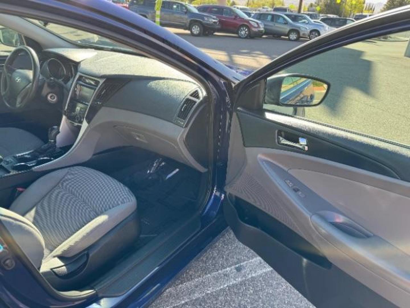 2013 indigo /Black Cloth Interior Hyundai Sonata GLS (5NPEB4AC7DH) with an 2.4L L4 DOHC 16V engine, 6-Speed Automatic transmission, located at 1865 East Red Hills Pkwy, St. George, 84770, (435) 628-0023, 37.120850, -113.543640 - Photo#28