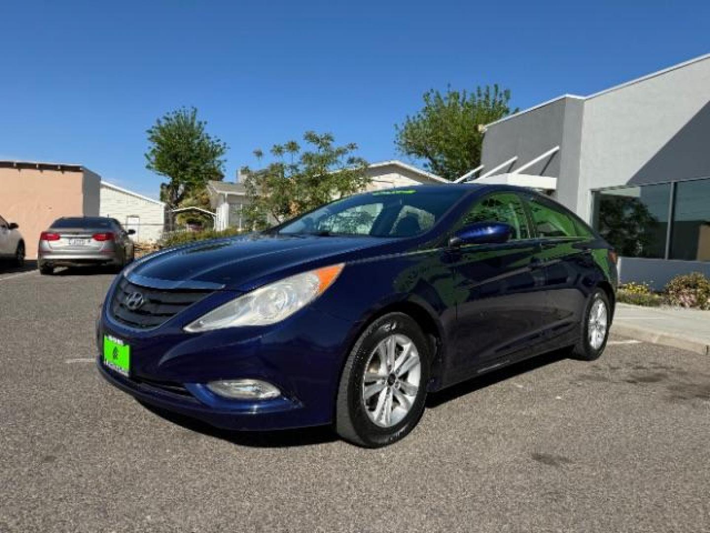 2013 indigo /Black Cloth Interior Hyundai Sonata GLS (5NPEB4AC7DH) with an 2.4L L4 DOHC 16V engine, 6-Speed Automatic transmission, located at 1865 East Red Hills Pkwy, St. George, 84770, (435) 628-0023, 37.120850, -113.543640 - Photo#2