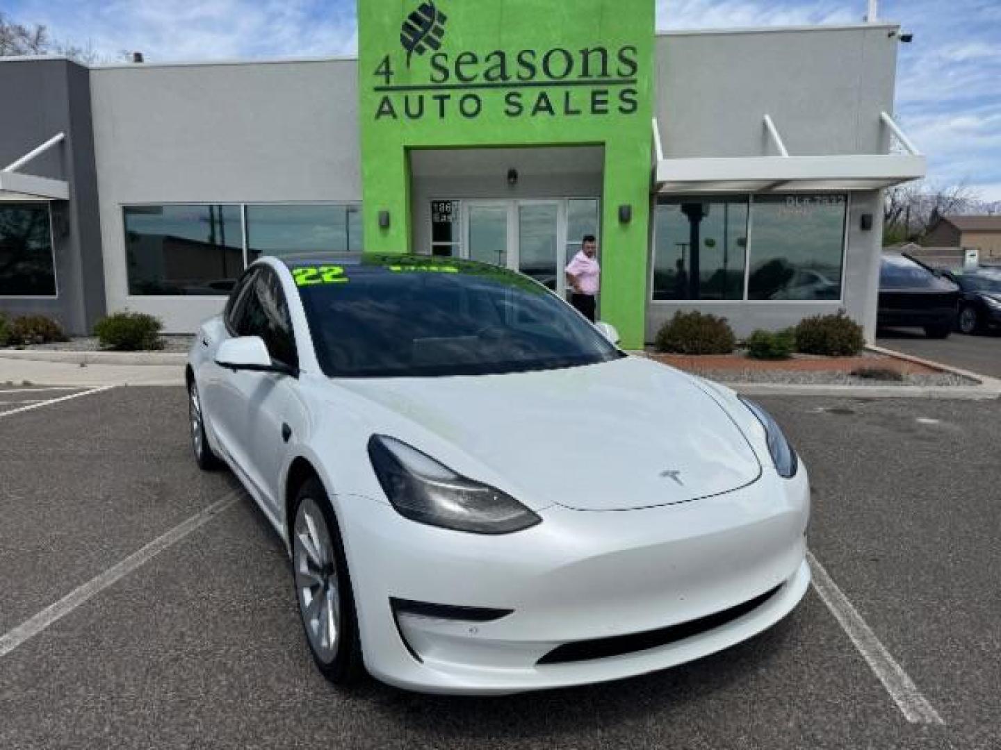 2022 Pearl White Multi-Coat /All Black Tesla Model 3 Standard Range Plus (5YJ3E1EA5NF) with an ELECTRIC engine, 1-Speed Automatic transmission, located at 1865 East Red Hills Pkwy, St. George, 84770, (435) 628-0023, 37.120850, -113.543640 - Sold - But we can special order you any Tesla from our large network of preowned electric vehicles. Call us to discuss current pricing and inventory. - Photo#1