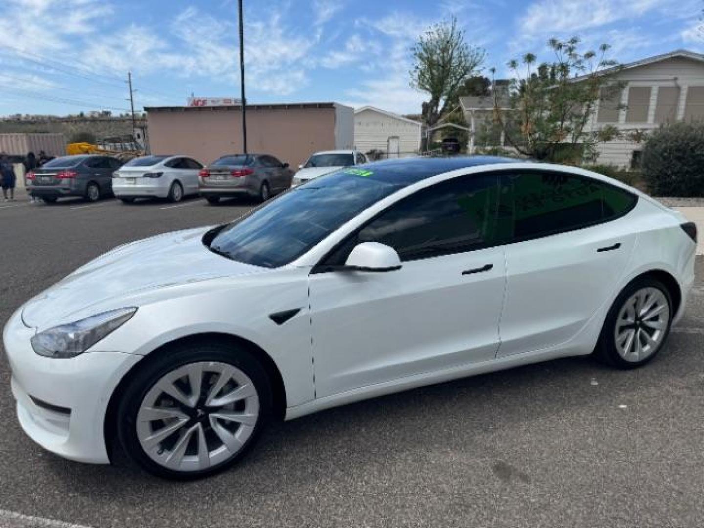 2022 Pearl White Multi-Coat /All Black Tesla Model 3 Standard Range Plus (5YJ3E1EA5NF) with an ELECTRIC engine, 1-Speed Automatic transmission, located at 1865 East Red Hills Pkwy, St. George, 84770, (435) 628-0023, 37.120850, -113.543640 - Sold - But we can special order you any Tesla from our large network of preowned electric vehicles. Call us to discuss current pricing and inventory. - Photo#4