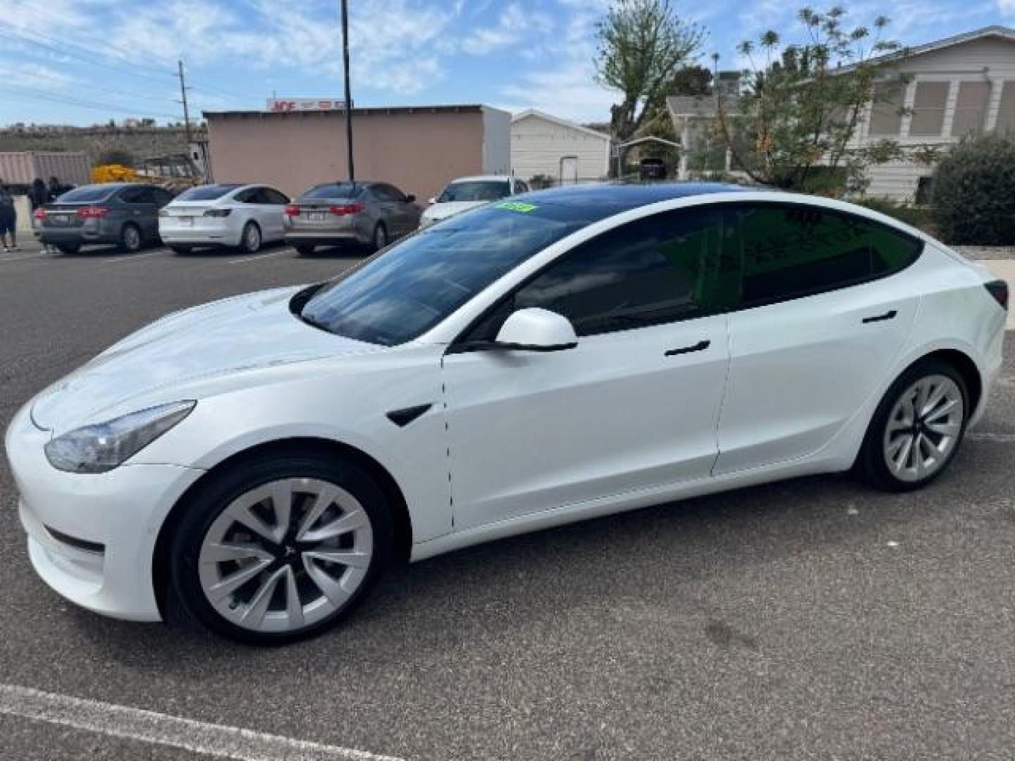 2022 Pearl White Multi-Coat /All Black Tesla Model 3 Standard Range Plus (5YJ3E1EA5NF) with an ELECTRIC engine, 1-Speed Automatic transmission, located at 1865 East Red Hills Pkwy, St. George, 84770, (435) 628-0023, 37.120850, -113.543640 - Sold - But we can special order you any Tesla from our large network of preowned electric vehicles. Call us to discuss current pricing and inventory. - Photo#5