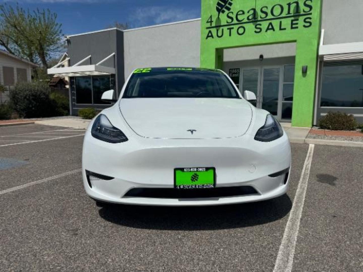 2022 Pearl White Multi-Coat /All Black Tesla Model Y Long Range (7SAYGDEE4NF) with an ELECTRIC engine, 1-Speed Automatic transmission, located at 1865 East Red Hills Pkwy, St. George, 84770, (435) 628-0023, 37.120850, -113.543640 - SOLD - But we take special orders for teslas. Call us to talk about current availability and pricing. All wheel drive long range Model Y in excellent condition. Still have 120k mile warranty on battery and motor. Gets 300+ miles on a full charge. Many of our Ev's/ Hybrids qualify for the IRS $4k - Photo#1