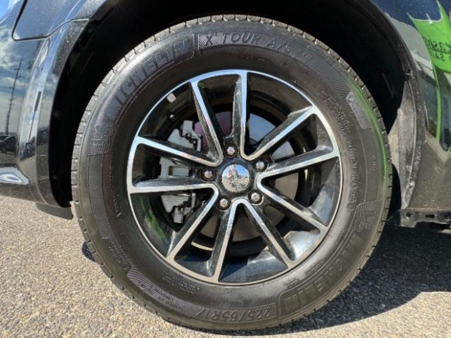 2018 Black /Black leather Dodge Grand Caravan GT (2C4RDGEG5JR) with an 3.6L V6 DOHC 24V engine, 6-Speed Automatic transmission, located at 1865 East Red Hills Pkwy, St. George, 84770, (435) 628-0023, 37.120850, -113.543640 - Photo#11