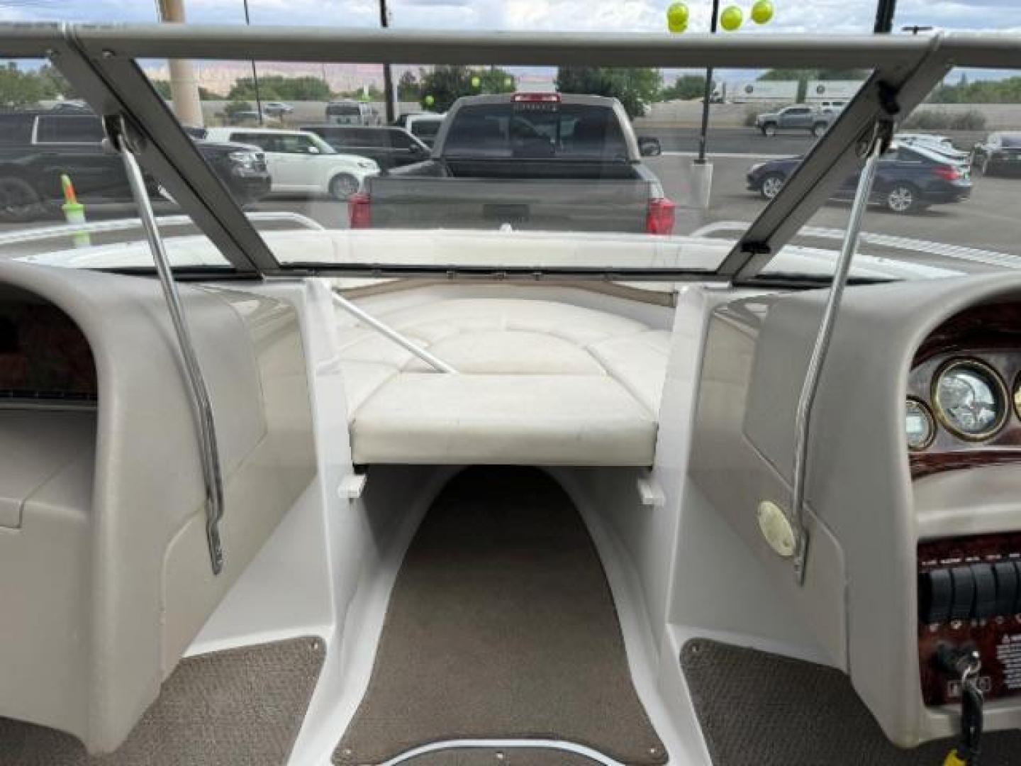 2003 White /White Fourwinns Horizon 210 (GFNMG081H20) , Automatic transmission, located at 1865 East Red Hills Pkwy, St. George, 84770, (435) 628-0023, 37.120850, -113.543640 - Photo#13