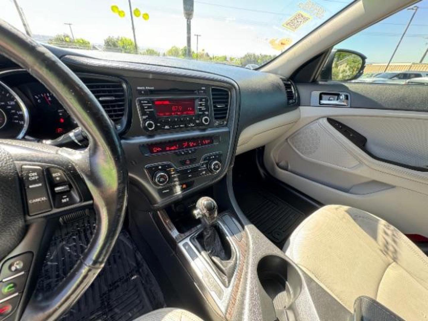 2013 Satin Metal Metallic /Gray Leather Interior Kia Optima EX (5XXGN4A72DG) with an 2.4L L4 DOHC 16V engine, 6-Speed Automatic transmission, located at 1865 East Red Hills Pkwy, St. George, 84770, (435) 628-0023, 37.120850, -113.543640 - Photo#21