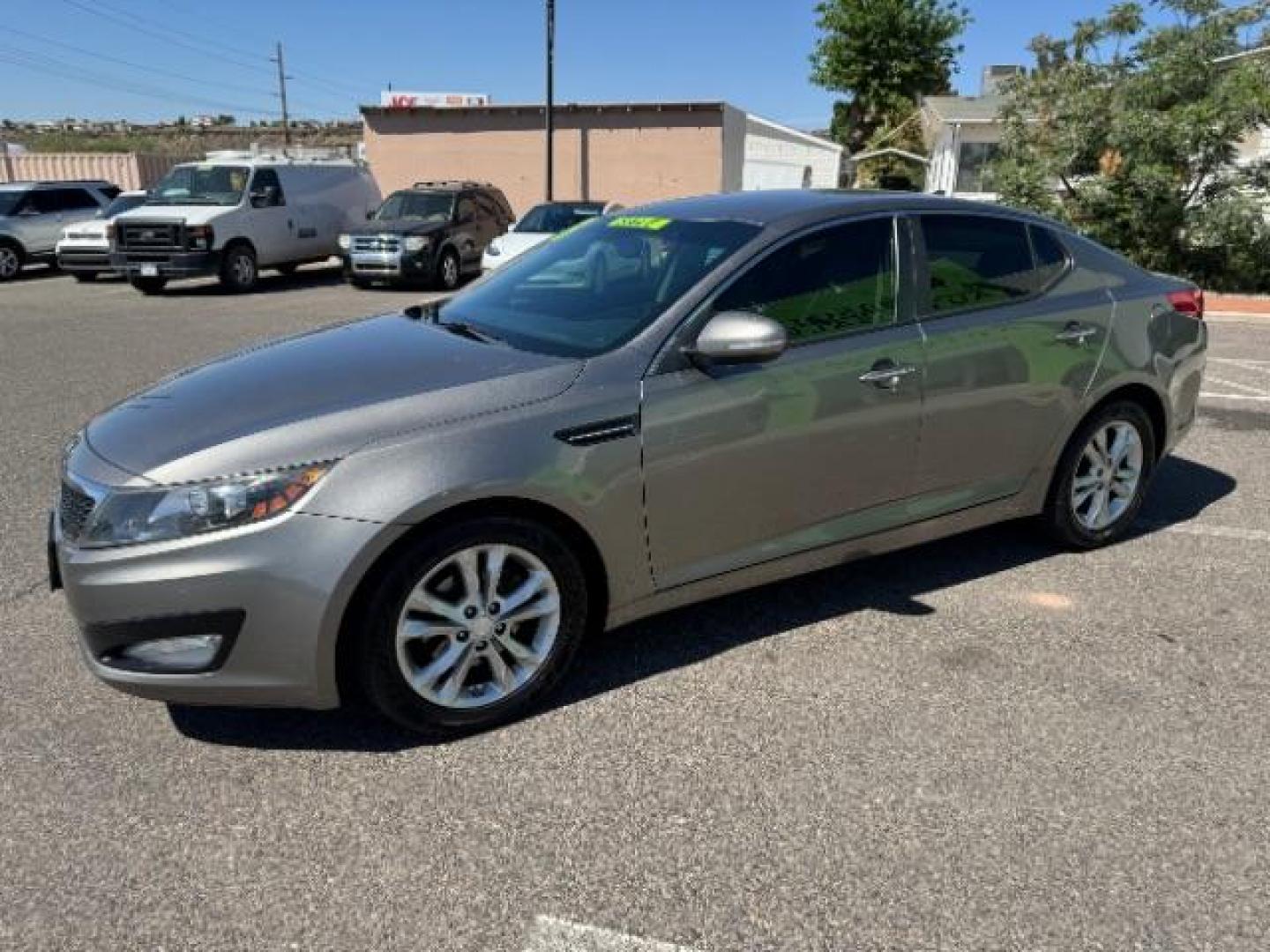 2013 Satin Metal Metallic /Gray Leather Interior Kia Optima EX (5XXGN4A72DG) with an 2.4L L4 DOHC 16V engine, 6-Speed Automatic transmission, located at 1865 East Red Hills Pkwy, St. George, 84770, (435) 628-0023, 37.120850, -113.543640 - Photo#4