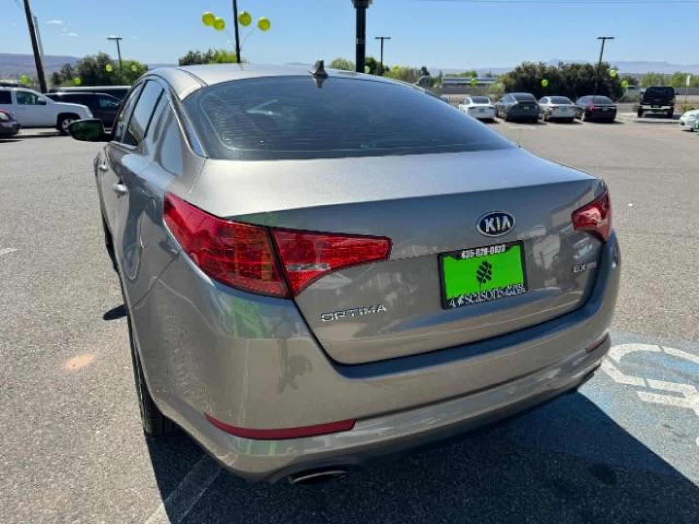 2013 Satin Metal Metallic /Gray Leather Interior Kia Optima EX (5XXGN4A72DG) with an 2.4L L4 DOHC 16V engine, 6-Speed Automatic transmission, located at 1865 East Red Hills Pkwy, St. George, 84770, (435) 628-0023, 37.120850, -113.543640 - Photo#8